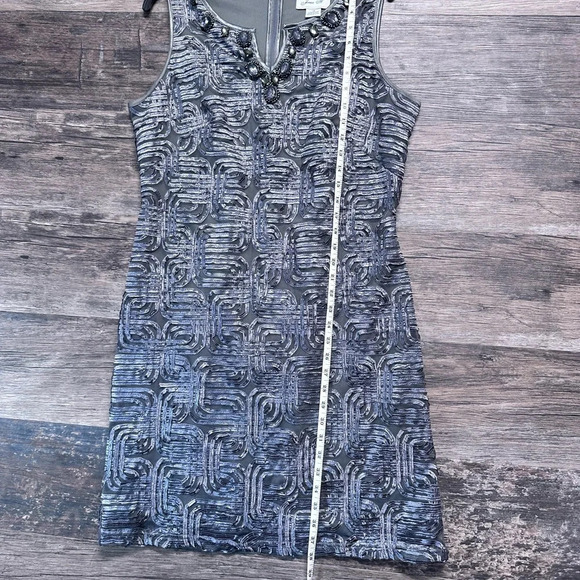 Jessica H Gray Sleeveless V-neck Sheath Mini Dress for Cocktail - Picture 2 of 9